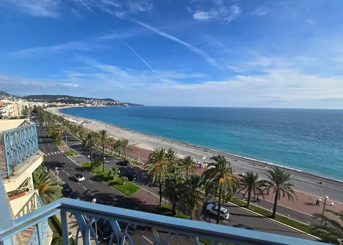 דירה With Sea View *